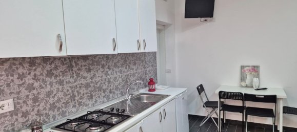 3-salle Appartement à Gaeta, Italy No. 80686 7