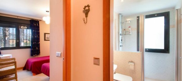 3 bedrooms Apartment in Estepona, Spain No. 80149 16