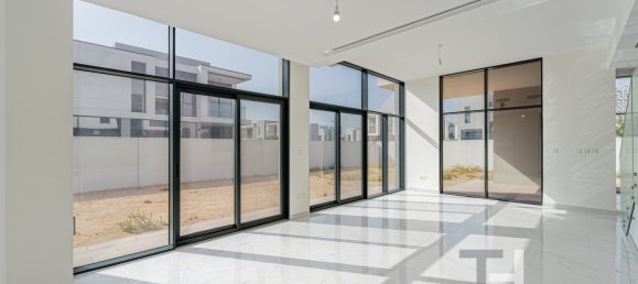 Villa de 5 dormitorios en Al Furjan, UAE No. 95263 13