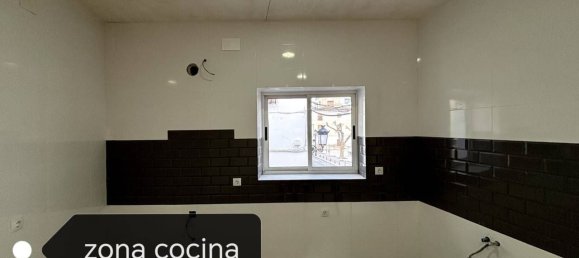 Apartamento T3 em Baza, Spain N.º 166243 5