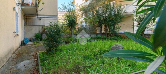 4 bedrooms Apartment in Rome, Italy No. 54417 32