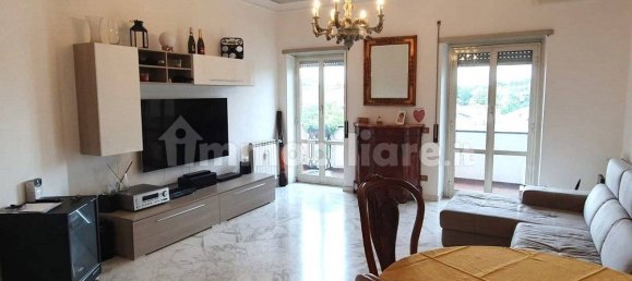 3 bedrooms Apartment in Rome, Italy No. 216548 2