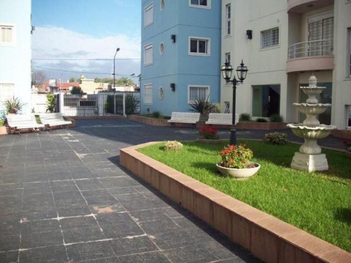 Studio in Bermudez, Argentina No. 52031