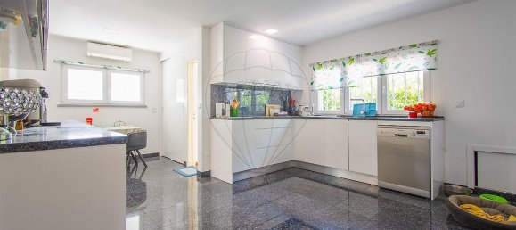 4 bedrooms House in Cascais, Portugal No. 225212 10