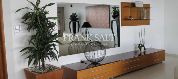 3 bedrooms Apartment in Sliema, Malta No. 6654 17