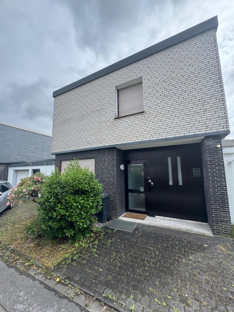 Casa de 3 dormitorios en Recklinghausen, Germany No. 297858