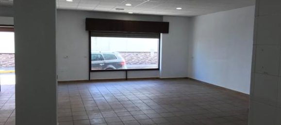 110m² Commercial property in Cadiz, Spain No. 158344 2