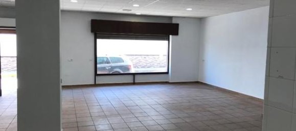 110m² Commercial property in Cadiz, Spain No. 158344 4