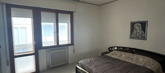 5 rooms Apartment in Chioggia, Italy No. 170387 6