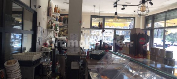 2-salle Propriété commerciale à Rome, Italy No. 33126 16