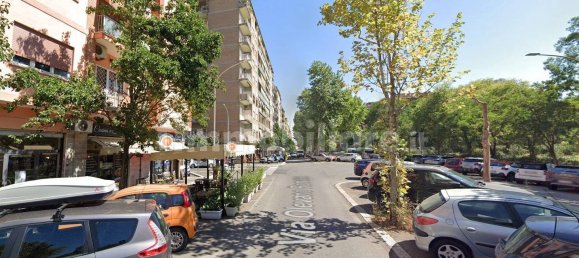 2-salle Propriété commerciale à Rome, Italy No. 33126 8