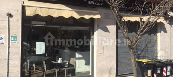 2-salle Propriété commerciale à Rome, Italy No. 33126 24