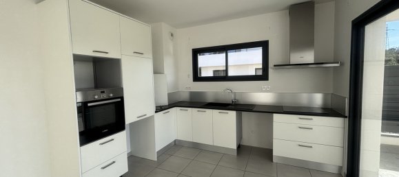 Квартира с 2 спальнями в Порто-Веккьо, Франция № 248230 3