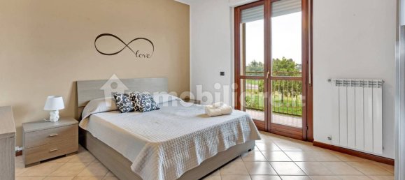 2 Schlafzimmer Wohnung in Abbiategrasso, Italy, Nr. 138921 10