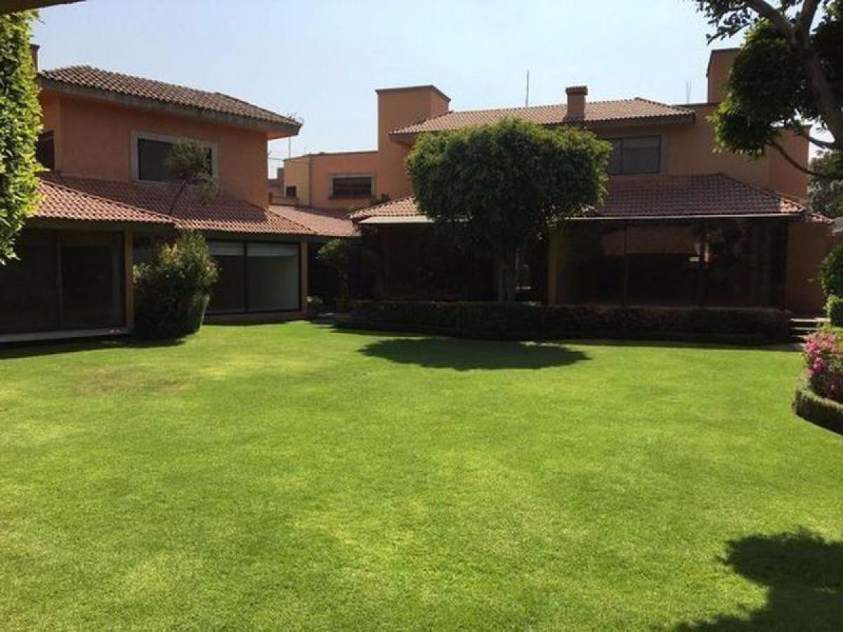 4 bedrooms House in Naucalpan de Juarez, Mexico No. 216800