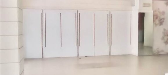 170m² Commercial property in Catania, Italy No. 286798 11