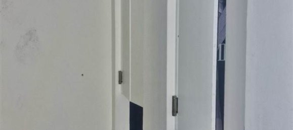 170m² Commercial property in Catania, Italy No. 286798 7