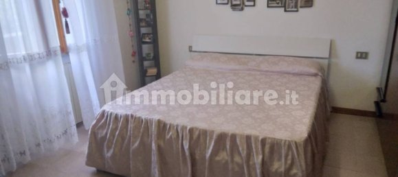 Apartamento de 2 dormitorios en Arezzo, Italy No. 165165 24