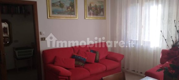 Apartamento de 2 dormitorios en Arezzo, Italy No. 165165 18