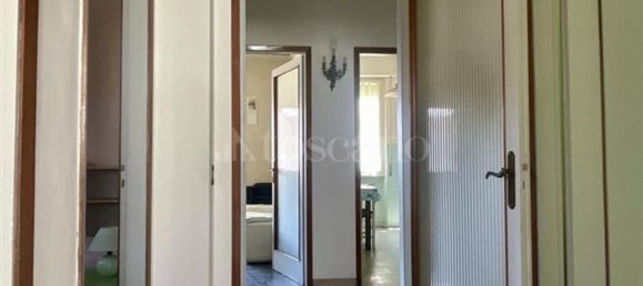 5 bedrooms Apartment in Florence, Italy No. 337005 12