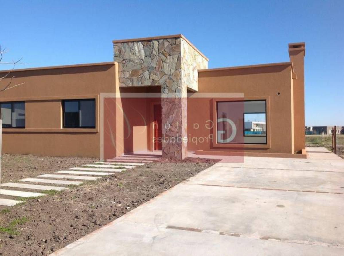 3 bedrooms House in Tigre, Argentina No. 89760