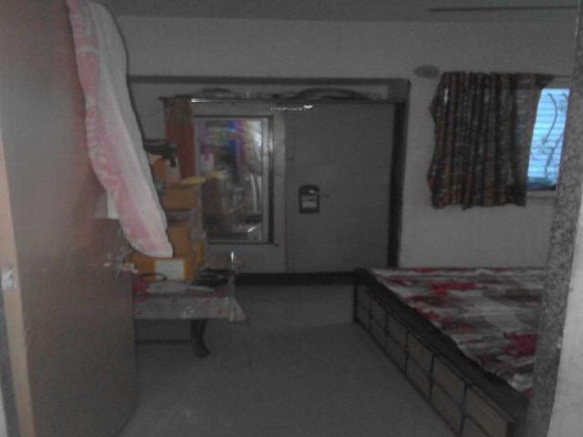 2 bedrooms House in Surat, India No. 5822