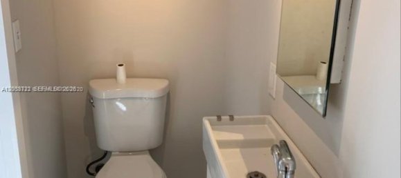 1 dormitorio villa en alquiler en Miami, Miami-Dade, Florida, USA № 614957 5