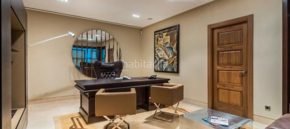 6 bedrooms House in Marbella, Spain No. 23000 22