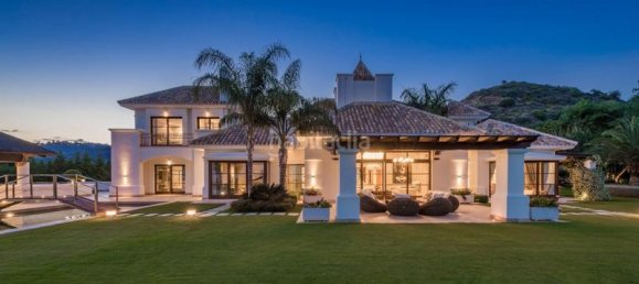 6 bedrooms House in Marbella, Spain No. 23000 29