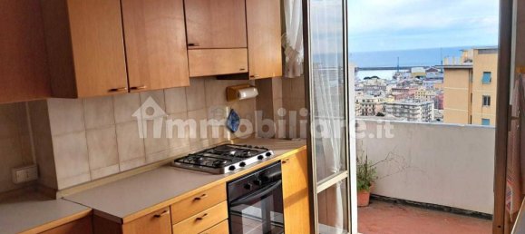 2 Schlafzimmer Wohnung in Genoa, Italy, Nr. 12414 6