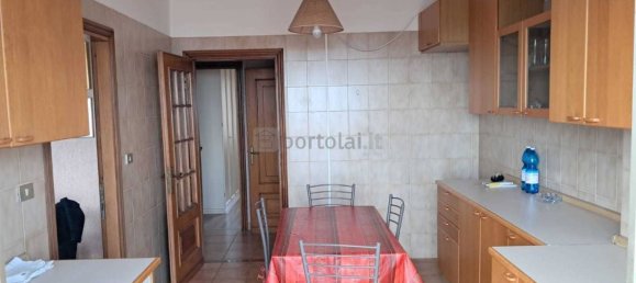 2 Schlafzimmer Wohnung in Genoa, Italy, Nr. 12414 7