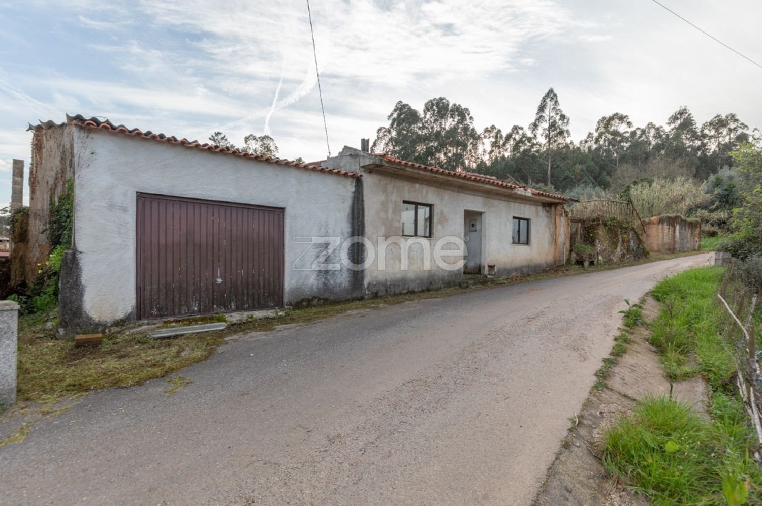 3 bedrooms House in Miranda do Corvo, Portugal No. 85708