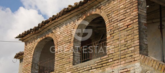 5 bedrooms House in Allerona, Italy No. 233382 10