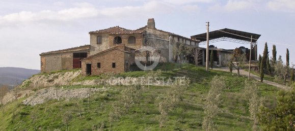 5 bedrooms House in Allerona, Italy No. 233382 3