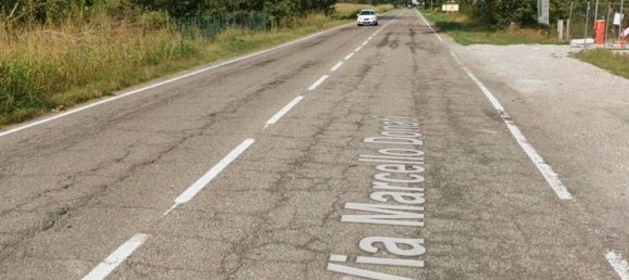 1891m² Land in Mantua, Italy No. 364582 11