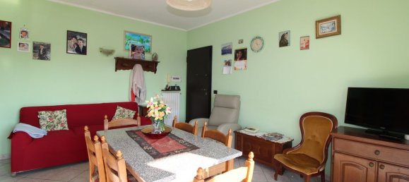 2غرفة شقة في Alba, Italy رقم 203867 71