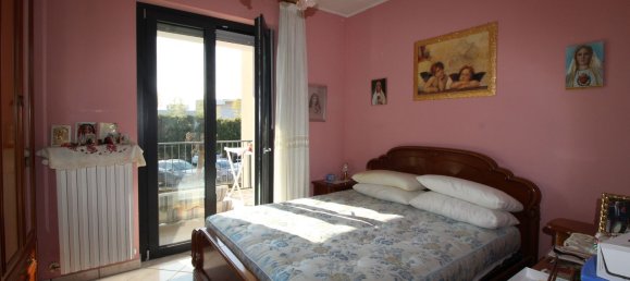 2غرفة شقة في Alba, Italy رقم 203867 63