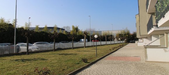 2غرفة شقة في Alba, Italy رقم 203867 16