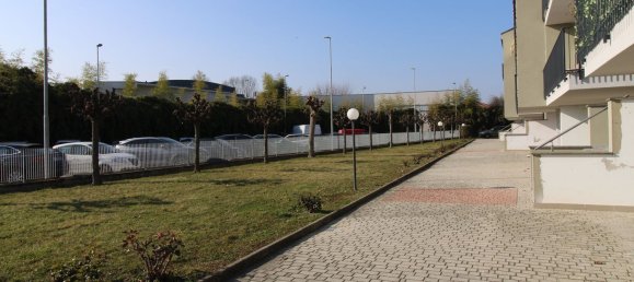 2غرفة شقة في Alba, Italy رقم 203867 31