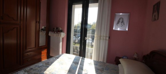 2غرفة شقة في Alba, Italy رقم 203867 84