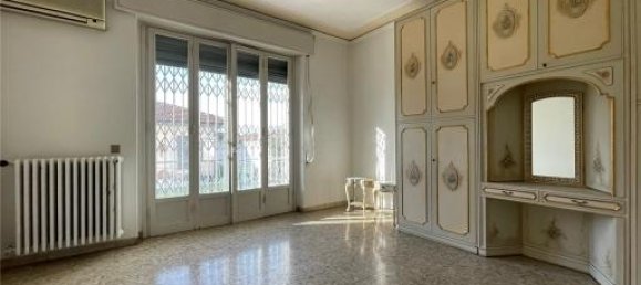 6 rooms House in Sesto Fiorentino, Italy No. 25825 22