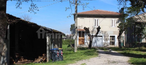 2 bedrooms House in Spello, Italy No. 77074 3