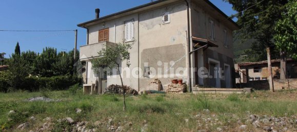 2 bedrooms House in Spello, Italy No. 77074 12