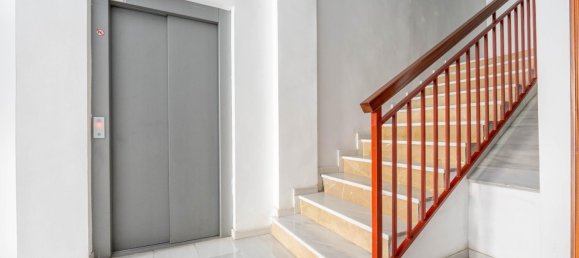 Apartamento de 2 dormitorios en Granada, Spain No. 172046 8