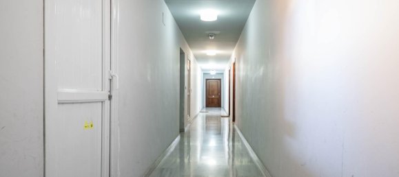 Apartamento de 2 dormitorios en Granada, Spain No. 172046 33