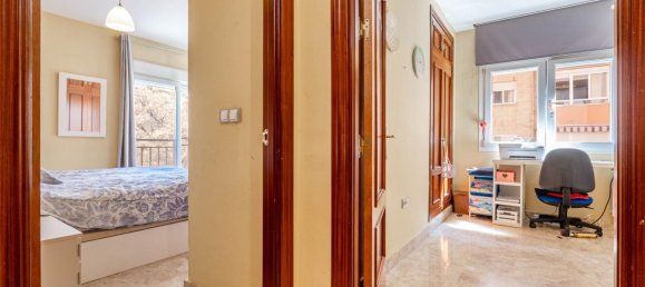 Apartamento de 2 dormitorios en Granada, Spain No. 172046 21