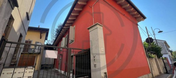 1 bedroom Apartment in Biassono, Italy No. 226815 2