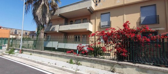 Villa de 8 habitaciónes en Casagiove, Italy No. 34096 3