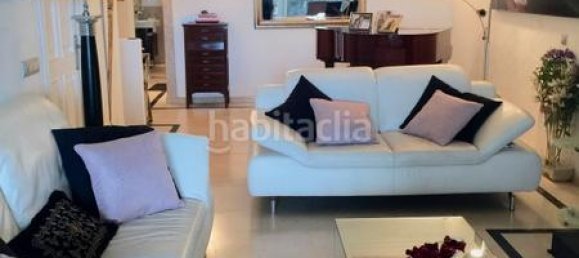 Dúplex de 4 dormitorios en Marbella, Spain No. 67506 4