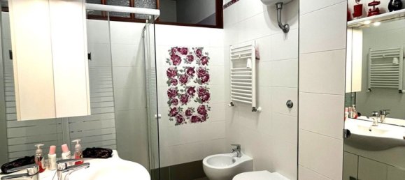 4 rooms Apartment in Casoria, Italy No. 31529 10